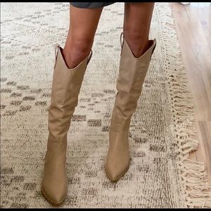 NWT Oasis Society Pull Tab Western Boots